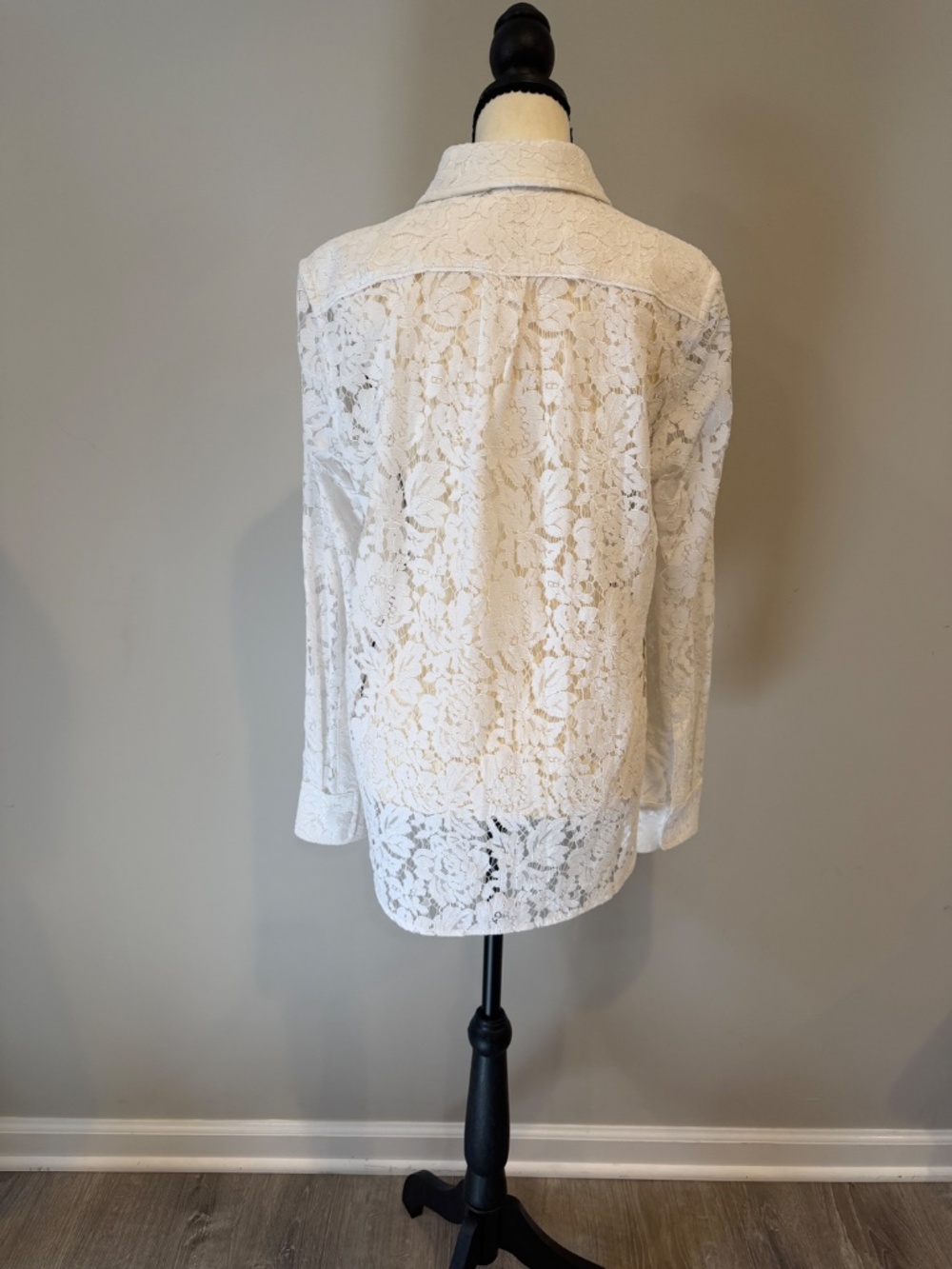 GENERATION LOVE Oversized White Lace Button Down shirt Size S - Picture 2 of 4
